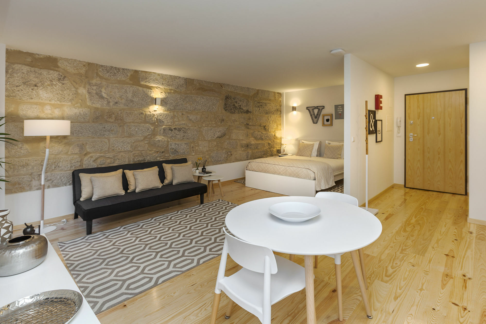 Apartment Local *