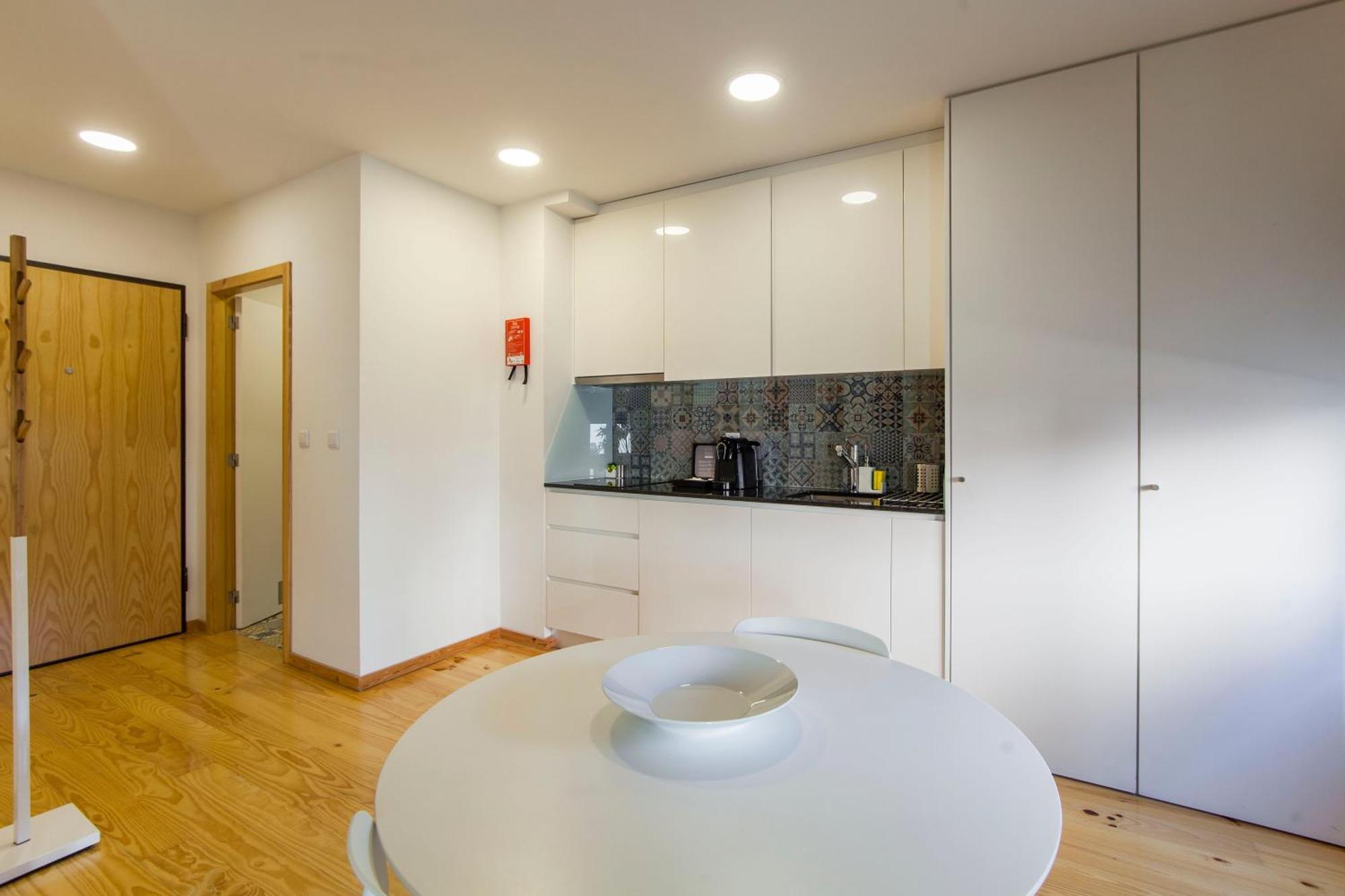 Apartament Local *